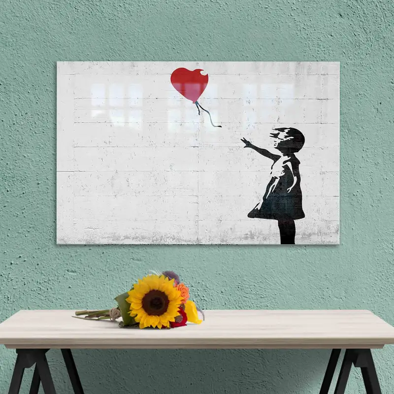 エレガントなプリントガラス: バンクシーにインスピレーションを得た現代アートのデザイン