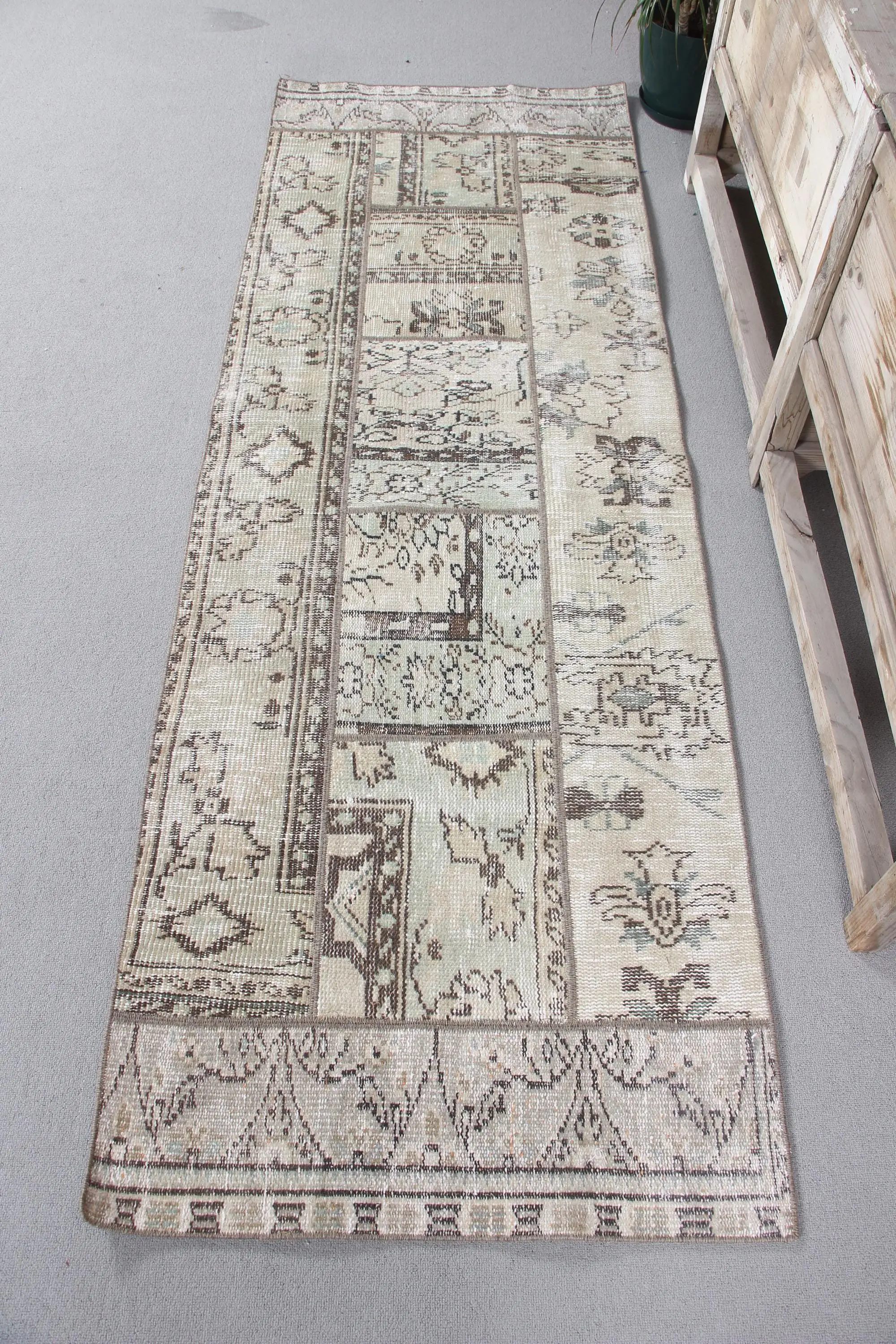 Türk Yolluk Halısı 2.5x7.4 ft, Kahverengi Beyaz Çiçekli Halı Yün - 1