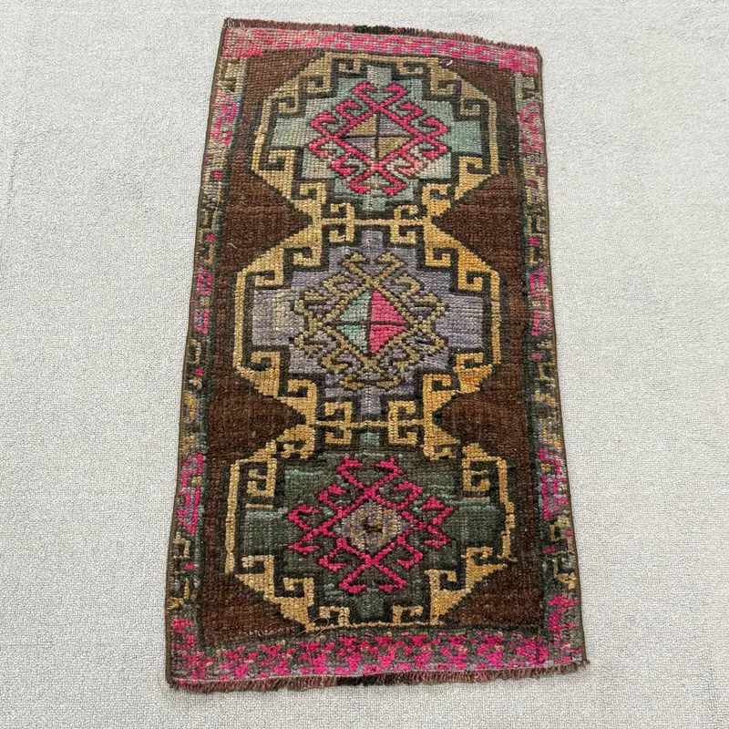 1.4x2.8 ft Vintage Halı, Türk Küçük Halısı, Kahverengi Pembe Bordürlü Halı - 1