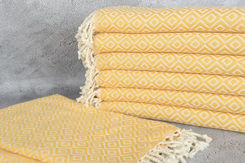 Lightweight Turkish towel, Luxury Turkish beach towel with fringe, Gift For Him, Bridal Shower Favors, 70x40 Cotton Diamond Towel, Christmas Favors - 2