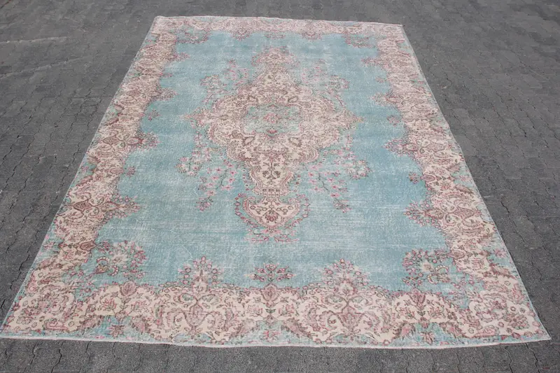 7,8 x 10,7 Fuß großer Vintage-Übergröße-Teppich, blau-rosa türkischer Wollteppich mit Tarnmuster - 1
