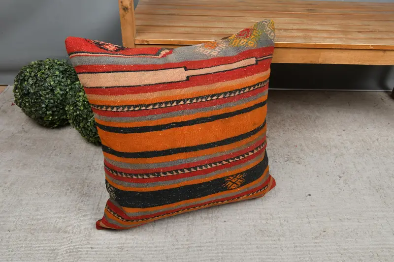 Kilimkissen werfen, neutrales Kissengehäuse, 24x24 Orangenkissen, handgefertigtes Kilimkissen, Vintage -Kissen, Kissengehäuse - 7