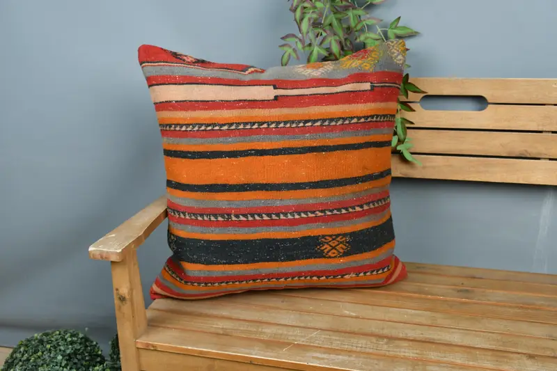 Kilimkissen werfen, neutrales Kissengehäuse, 24x24 Orangenkissen, handgefertigtes Kilimkissen, Vintage -Kissen, Kissengehäuse - 1