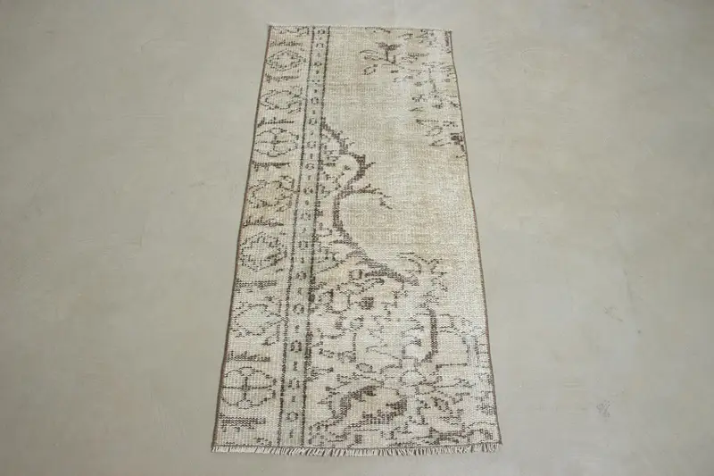 1,8x4,1 ft Beige & Brown Rug, Nature-Inspired Design