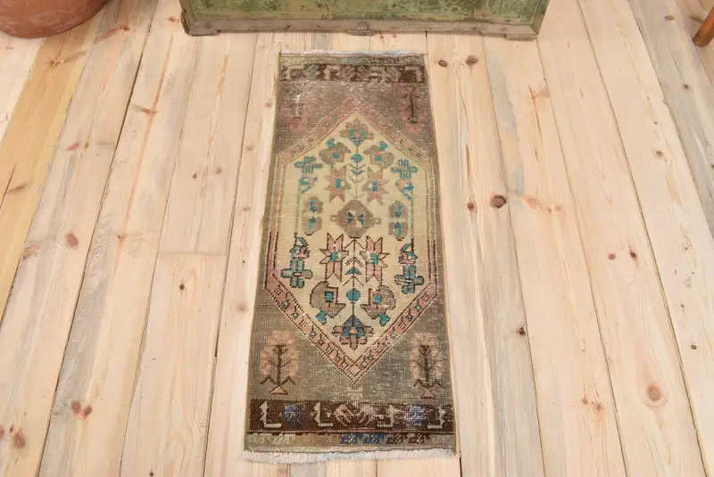 Grauer und bronzefarbener Teppich, 1,2 x 3,1 Fuß großes botanisches Design