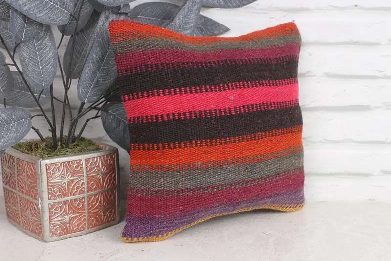 Vintage Kilim Throw Pillow, Outdoor Throw Cushion Cover, Gift Pillow, 12x12 Red Pillow Case, Cushion Cover, Vintage Kilim Pillow - 4