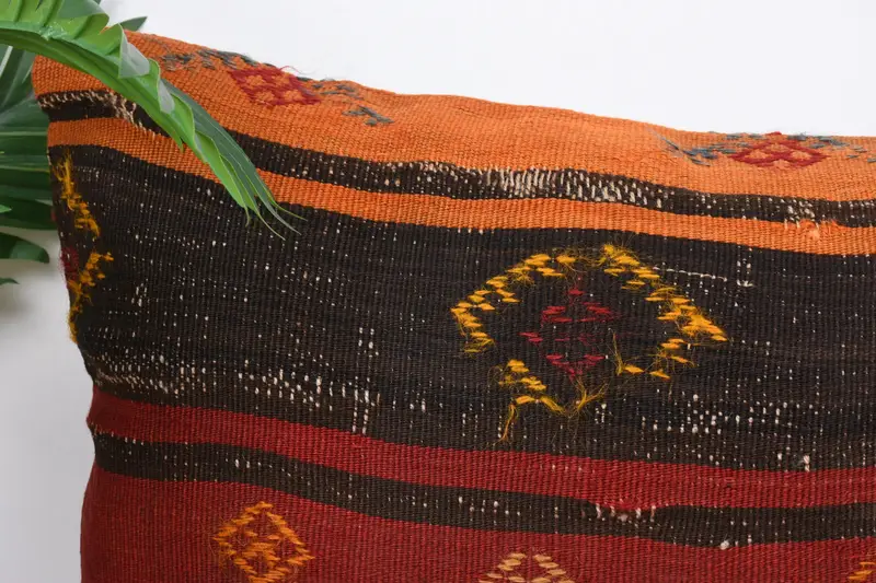 Neutral Pillow Sham, 16x24 Red Cushion Case, Cushion Case, Throw Kilim Pillow, Ethnical Kilim Rug Pillow, Boho Pillow Sham Cover - 2