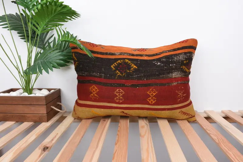 Neutral Pillow Sham, 16x24 Red Cushion Case, Cushion Case, Throw Kilim Pillow, Ethnical Kilim Rug Pillow, Boho Pillow Sham Cover - 1