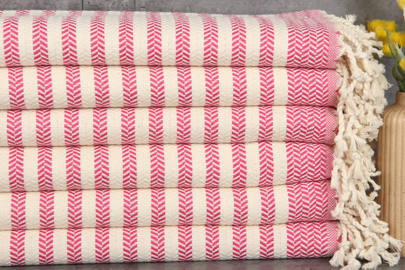 Bachelorette Towel Fuchsia Chevron Bridesmaid Gift Box, 40x71 Inches