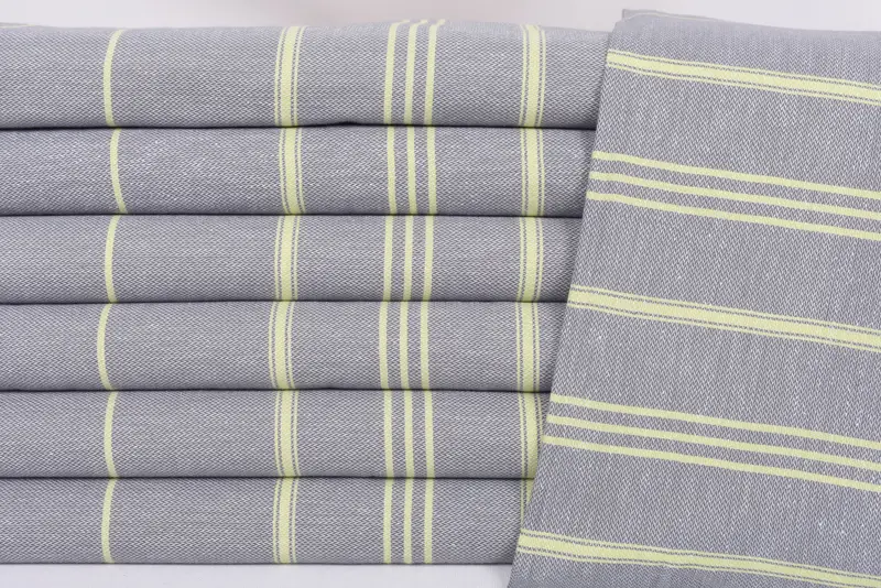 Bridal Shower Gift, 40x24 Cotton Striped Towel, Wedding Favors, Girl Trip Party Favor, Engagement Gift, Personalized Gifts, Bathroom Towels - 2
