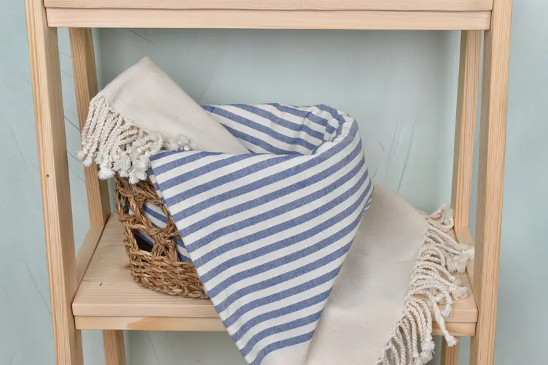Handmade Gift, Lightweight Turkish towel, Sand-resistant towel, Girls Weekend Getaways Gifts, Best Friend Christmas Gift, 70x40 Cotton Striped Towel - 4