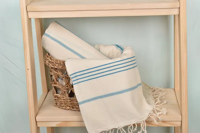 Soft towel, Lightweight towel, Peshtemal Towel, 70x40 Linen Striped Towel, Bachelorette Gifts, Handwoven organic Turkish towel for spa, Gift For Mom - 4