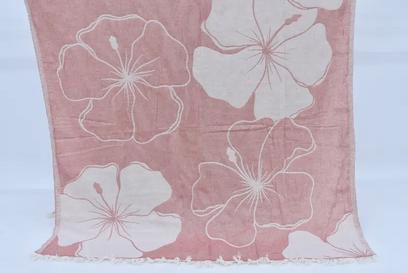 Sand-free towel, Wedding Gift, 68x40 Cotton Floral Patterned Towel, Bachelor Party Gifts, Luxury towel, First Wedding Anniversary Gift - 1