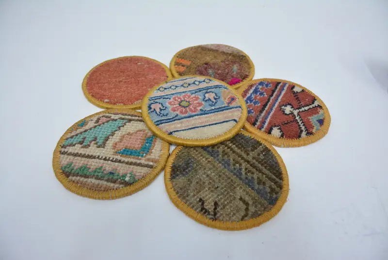 Posavasos rústicos verdes y bronce, posavasos de bebidas étnicas únicas