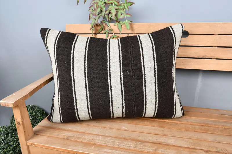 Vintage Pillow, Bed Cushion Cover, Kilim Pillow, Turkish Pillow, Accent Pillow Sham, Colorful Pillow, 20x28 White Cushion Case, Pillow Case - 1
