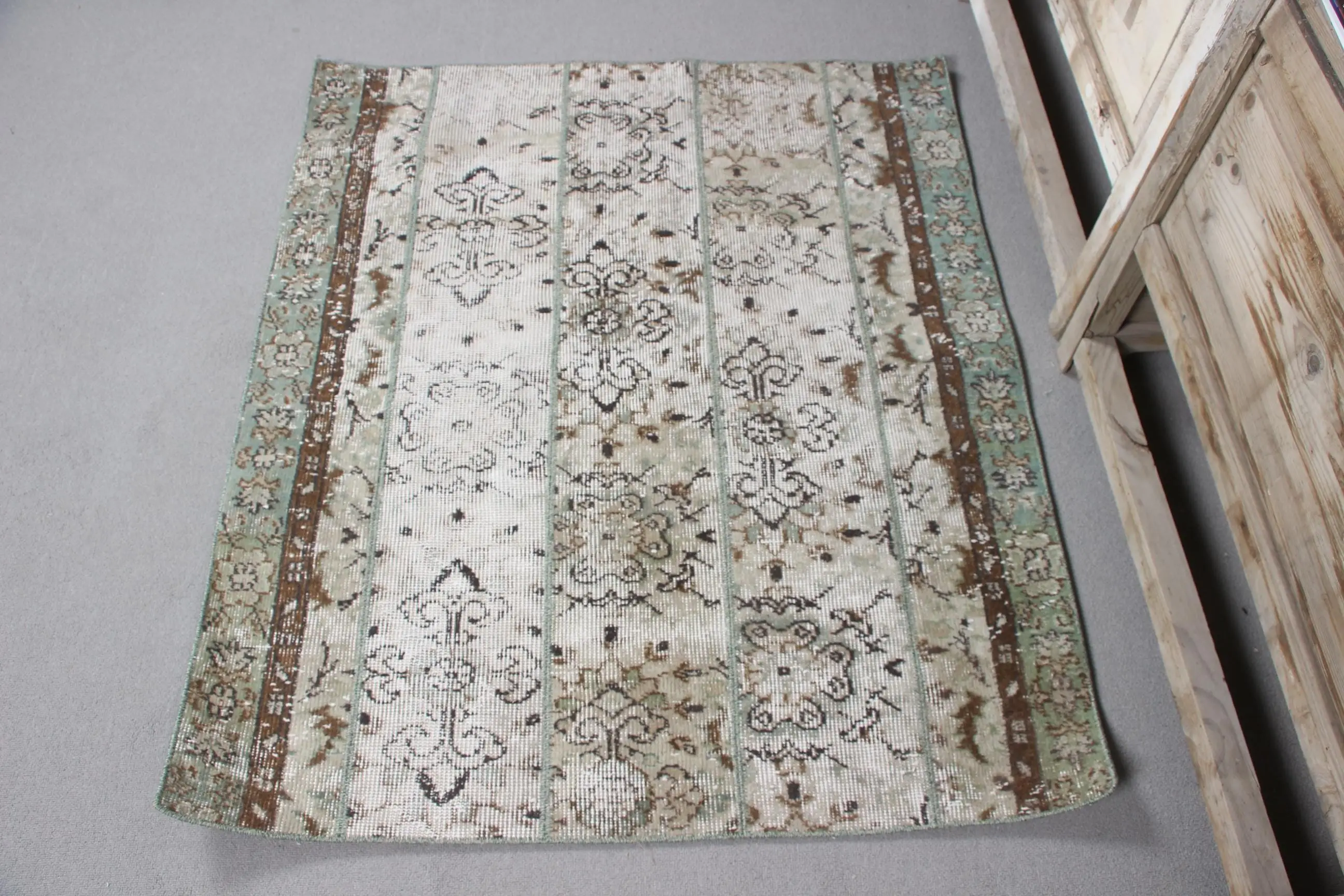 3.37x4 ft Rug, Small Vintage Rug, Green Animal Print Rug - 1