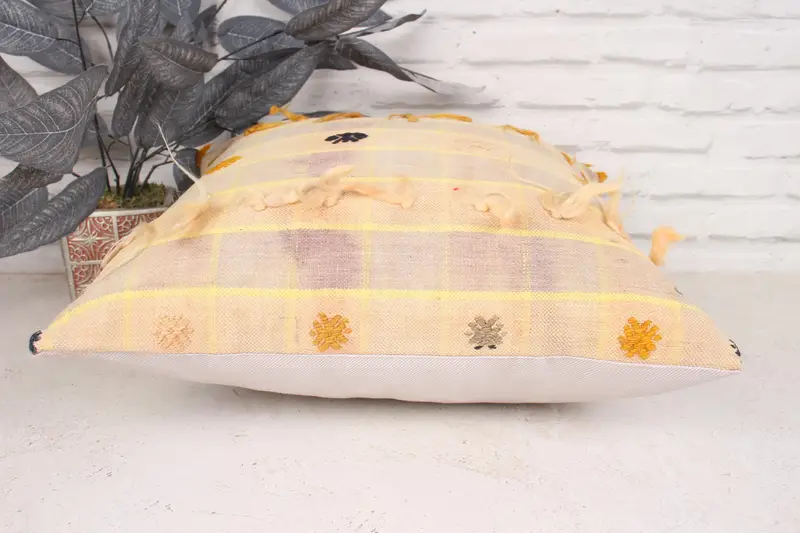 Traditional Pillow Cover, 18x18 Yellow Pillow Sham, Pillow, Boho Pillow, Pillow for Couch, Handmade Kilim Cushion, Ethnic Pillow Cover - 5