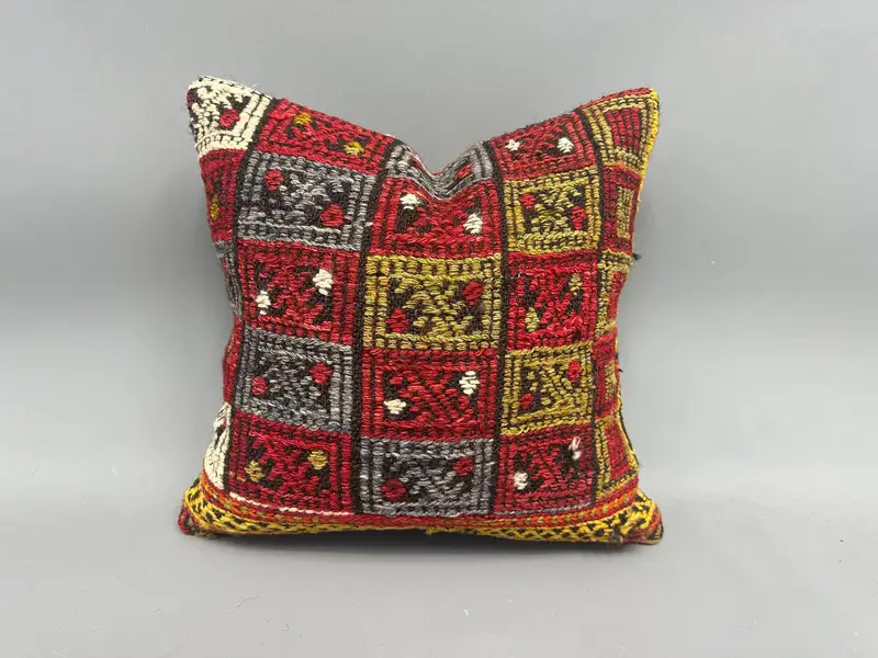 Vintage Kilim Throw Pillow, Pillow for Sofa, Comfy Throw Pillow, 18x18 Green Cushion Case, Pillow Sham, Kilim Cushion Sham - 1