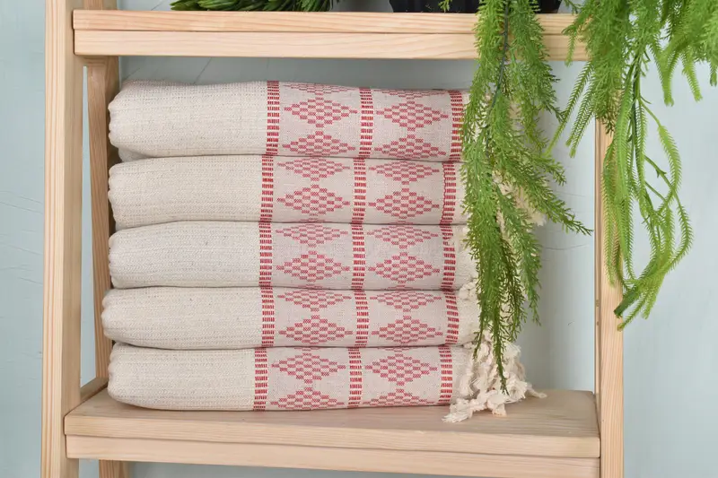 Custom Wedding Gift, Lightweight Turkish towel, 70x36 Linen Kilim Design Towel, Girls Weekend Favors, Wedding Gifts Towel, Home Decor Towel - 2