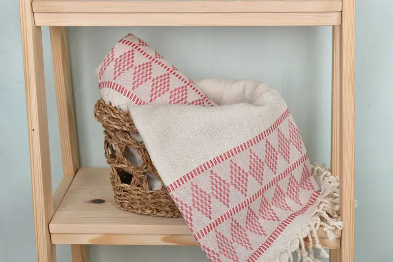 Custom Wedding Gift, Lightweight Turkish towel, 70x36 Linen Kilim Design Towel, Girls Weekend Favors, Wedding Gifts Towel, Home Decor Towel - 4