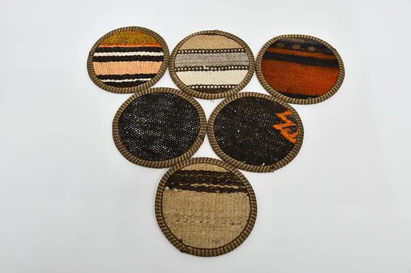 ボヘミアンラウンドコースター、ブラウンとレッドのキッチン装飾コースター