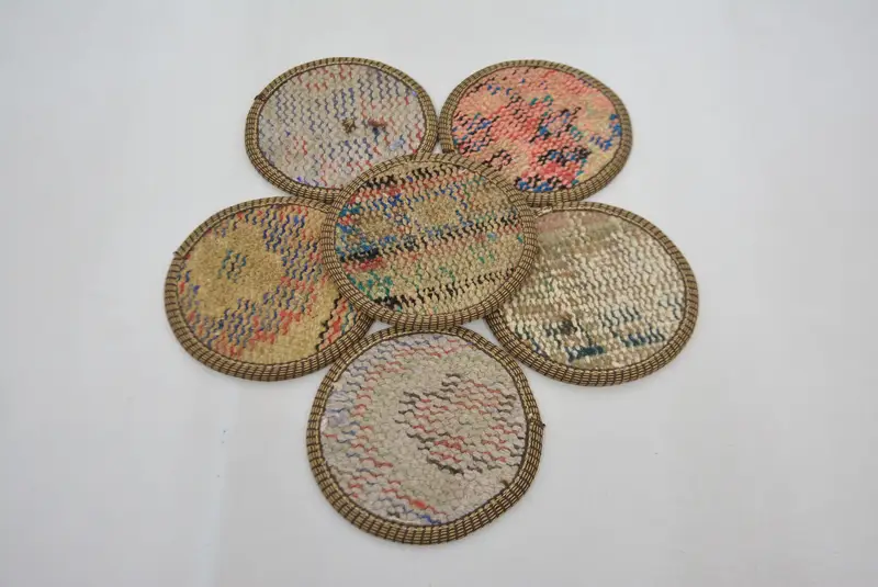 ボヘミアン ベージュ & ブロンズ ラウンド コースター、ユニークなボヘミアン コースター
