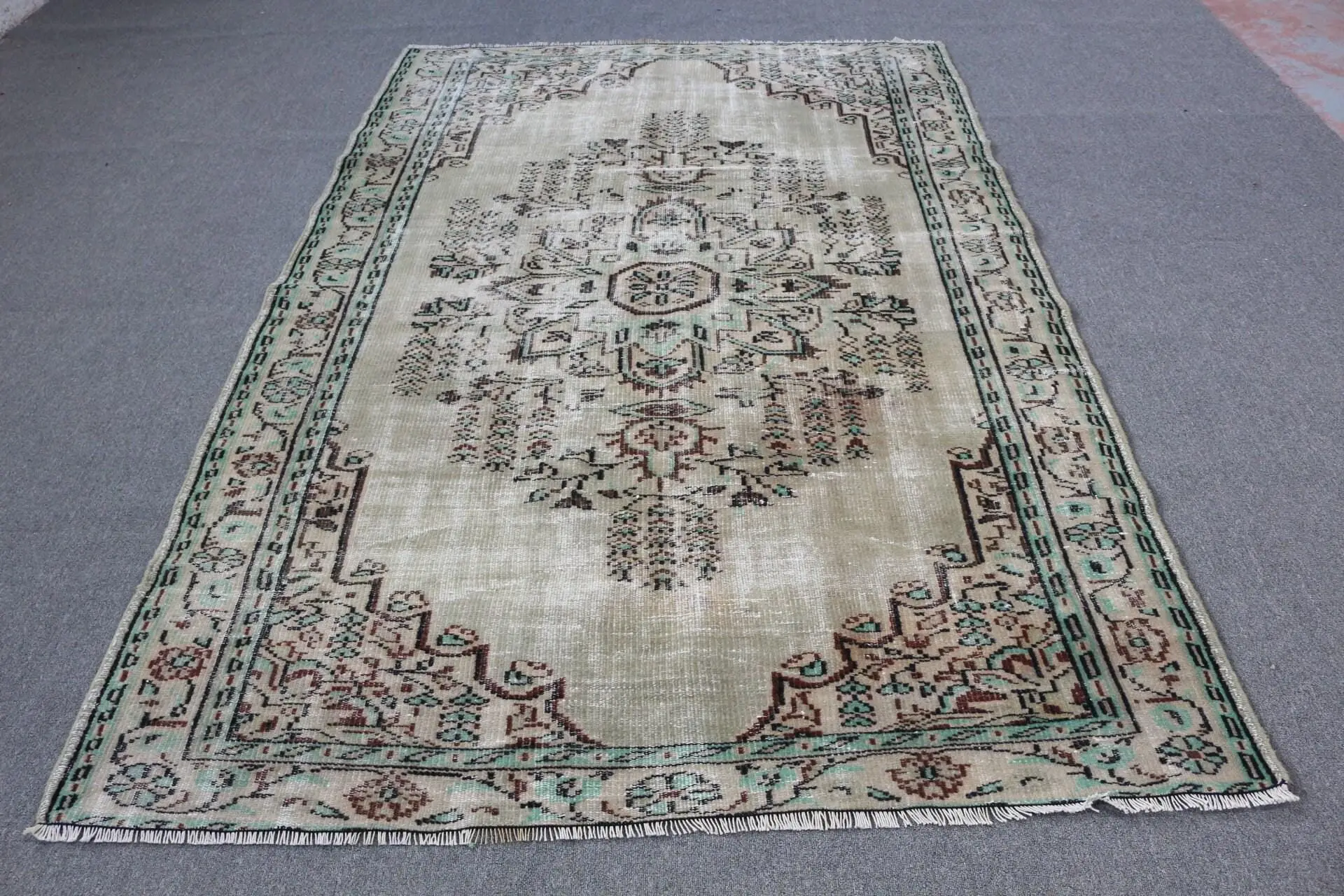 Vintage Türk Halısı, 5.5x8.5 ft Halı, Kahverengi Yeşil Kareli Halı - 1