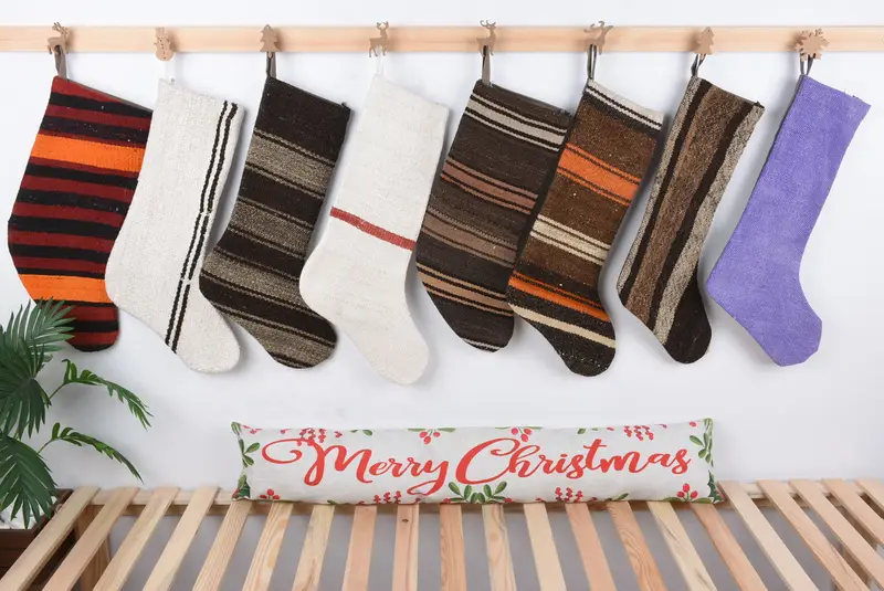 Patrón de adornos navideños festivos, calcetín navideño de 8 pulgadas de ancho