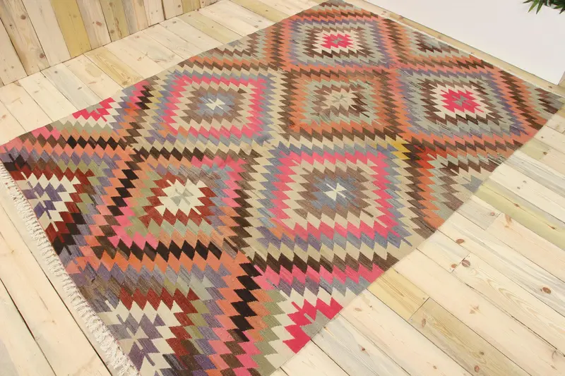 Vintage Türk Halısı, 5.8x8.3 ft Oushak Halı, Kırmızı Büyük Hayvan Baskı Halı - 1