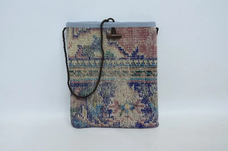 ヴィンテージモチーフのボヘミアンウールショルダーバッグ、キリムバッグ