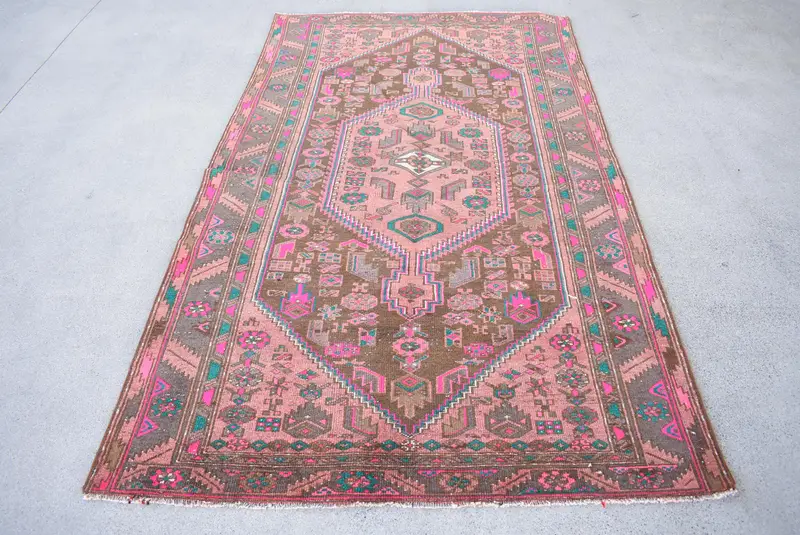 4,5x7,7 ft Vintage Teppich, türkischer Teppich, braun rosa floraler Wollteppich - 1