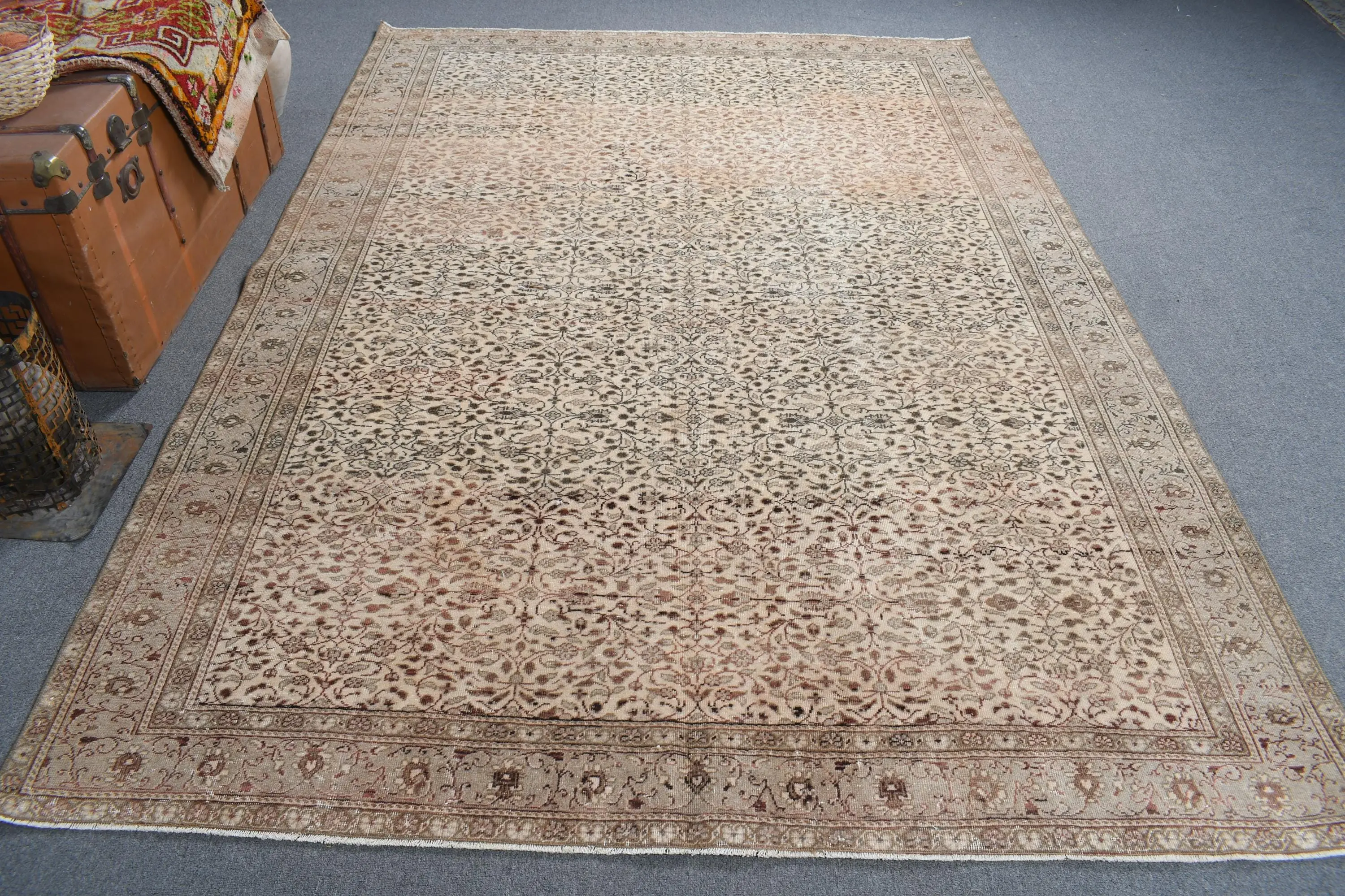 Türk Büyük Halı 6.4x9.1 ft (194x278 cm), Vintage Kahverengi Bitkiler ve ağaçlar Yün Halı - 1