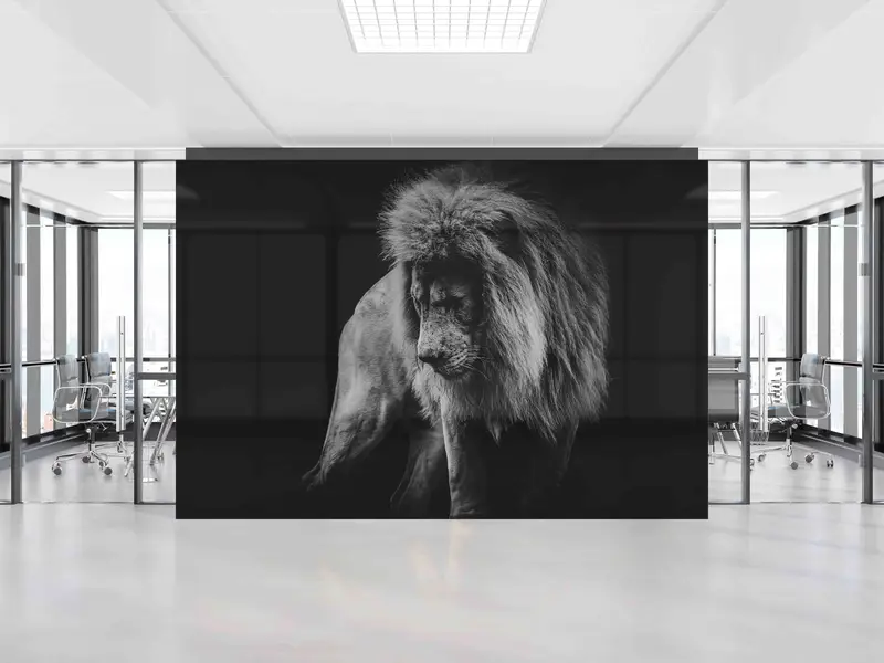 Elegante bedruckte Tapete: Porträt eines afrikanischen Löwen im Loft-Stil