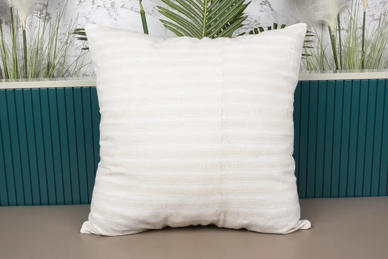 Türk Kare Euro Sham, 24x24 inç Krem Patio Fas Yastık - 1