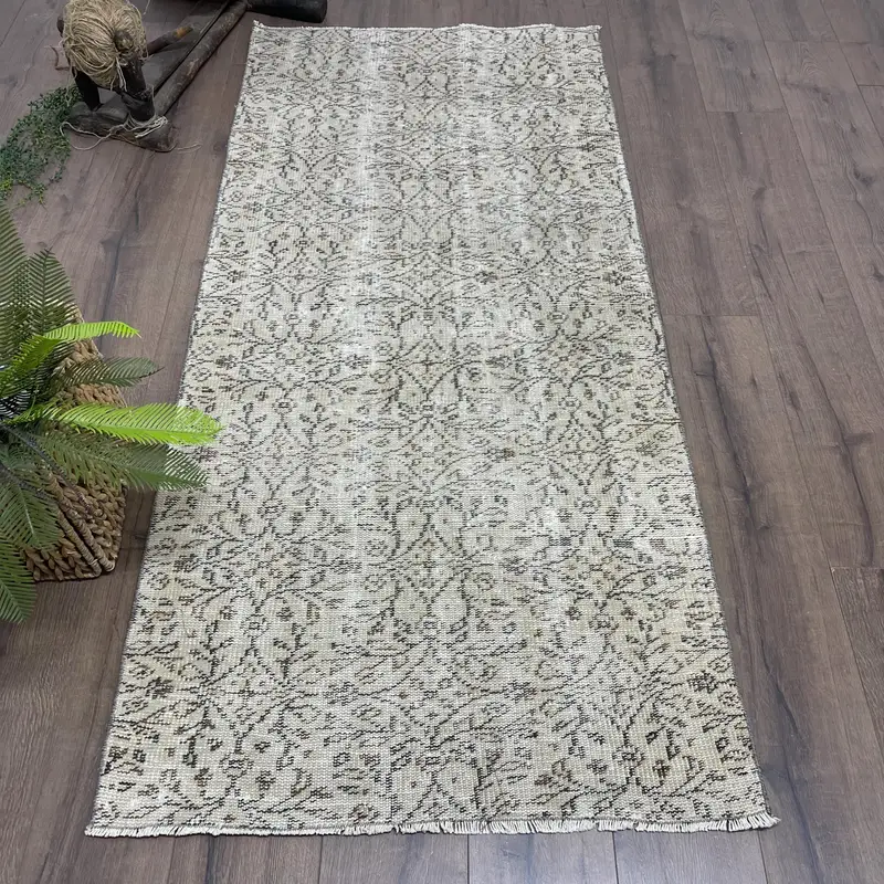 Zarif Bej ve Kahverengi Halı, 3x6 ft İran Desenli