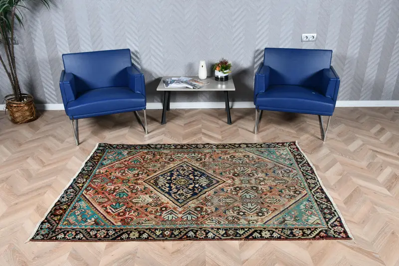 エレガントなベージュ&ブルーのオリエンタルラグ、4×6フィートのシックな装飾