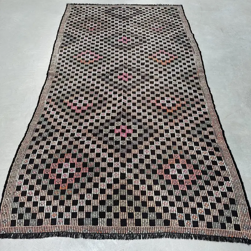 Zarif Siyah Halı, 4,6x8,7 ft Sağlam Konfor