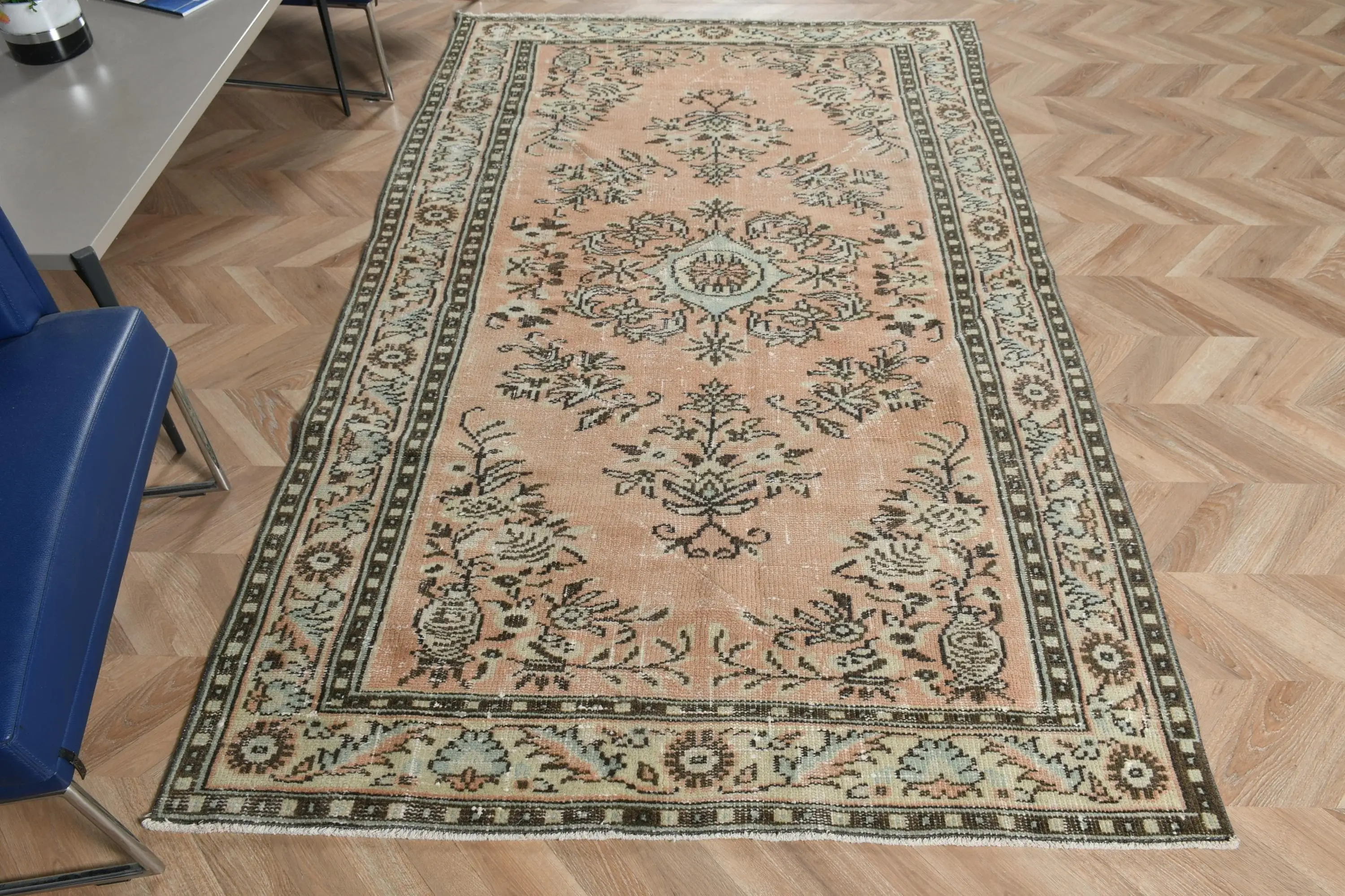 4.6x7.9 ft Vintage Rug, Rug, Brown Polka dot Rug Wool - 1