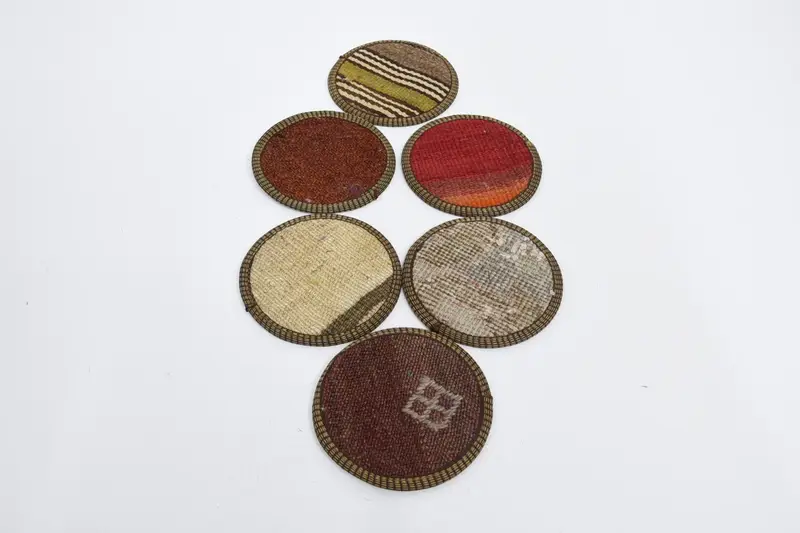 赤とベージュのストライプのコースター、ユニークなトルコ敷物コースター