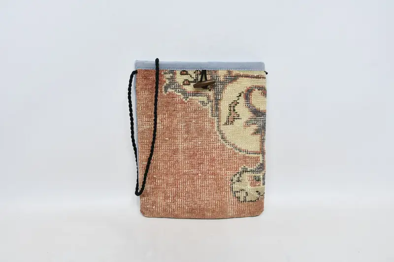 アールデコキリム ヴィンテージモチーフ クロスボディバッグ ウール素材