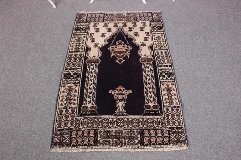 Handmade Blue Patchwork Rug, 2.2x3.3 ft Elegant Decor