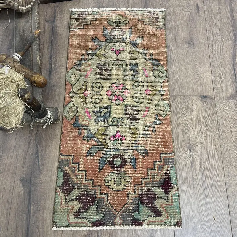 Alfombra roja y beige, diseño botánico de 1,4x3 pies