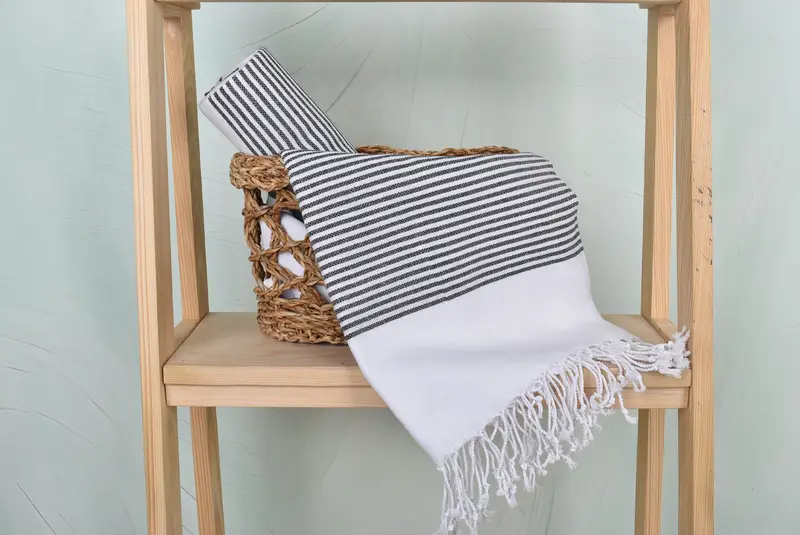Bridesmaid Favors, Soft towel, 70x40 Cotton Striped Towel, Quick-drying cotton Turkish beach towel, Bachelorette Party Gift, Wedding Gifts Towel - 4