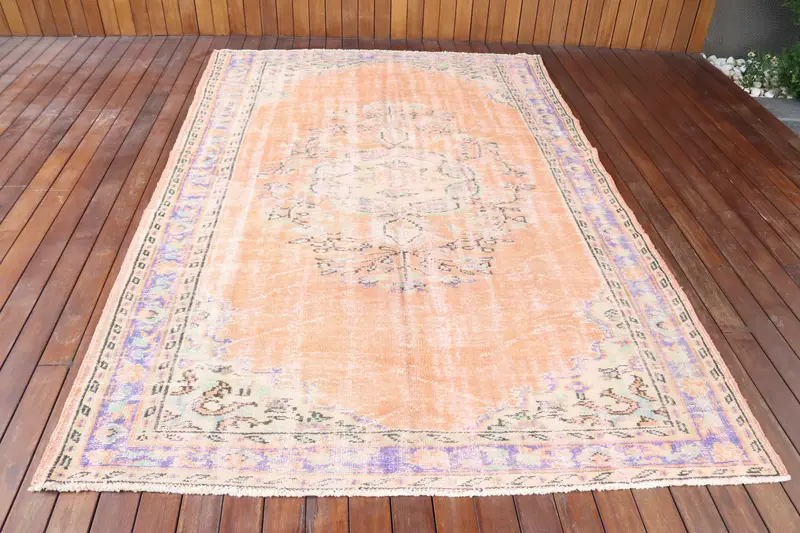 Türk Halısı, 5.7x9.1 ft Vintage Halı, Turuncu Mor Çiçekli Yün Halı - 1