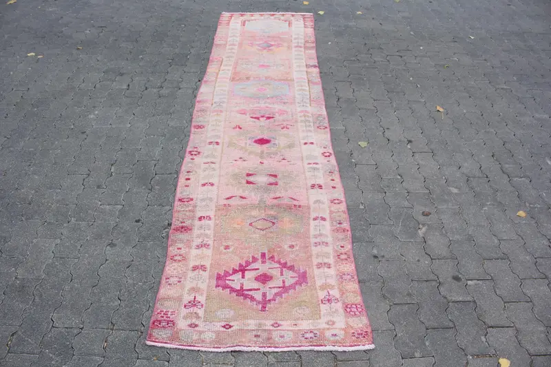 2,5x10 ft türkischer Teppich, Herki Teppich, rosa gepunkteter Teppich aus Wolle - 1