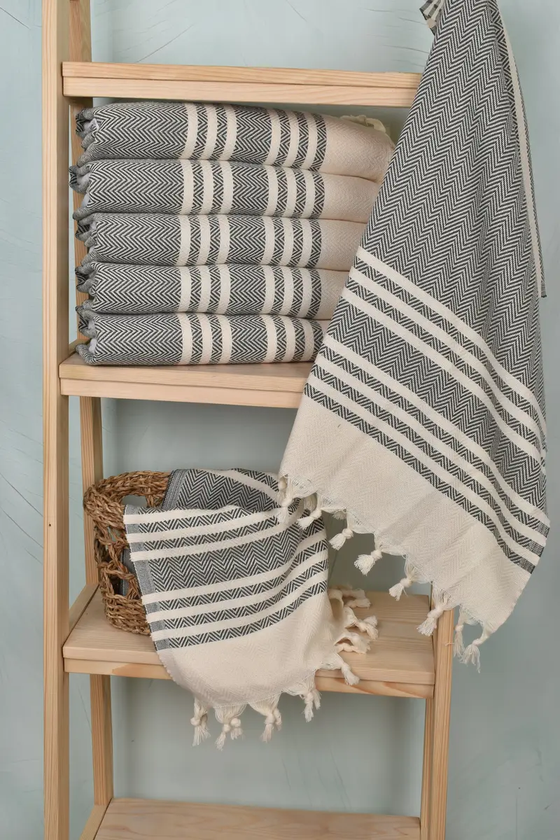 Monogram Turkish Bath Towel, Monogrammed Hand Towel, Personalized Gifts, Wedding Favors, Valentines Day Gift Idea, 36x20 Cotton Herringbone Towel - 3