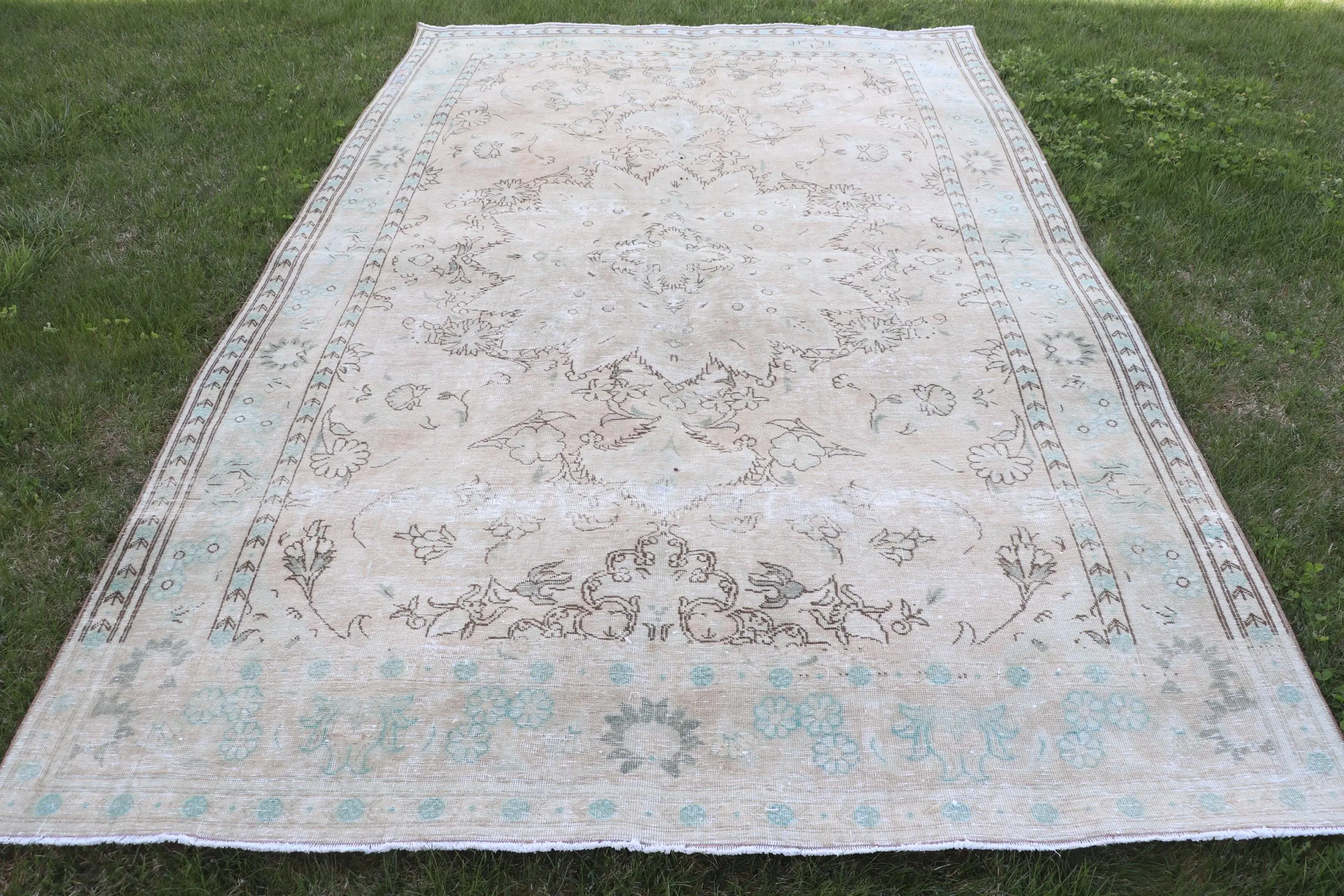 6,2x10,1 ft Vintage Teppich, türkischer großer Teppich, weiß blauer Blumenteppich - 1