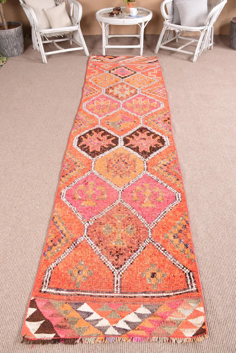 2.6x11.1 ft Vintage Herki Halı, Türk Halısı, Turuncu Soyut Yün Halı - 1