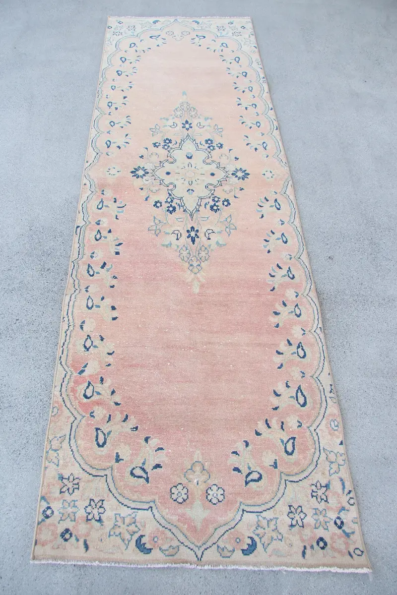 Elegant Bronze Moroccan Rug, 2,8x9,2 ft Blue Accent