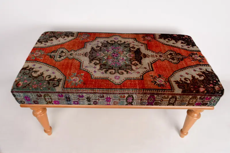 赤と黒のキリム風オットマン、モジュール式ソファセット オットマン